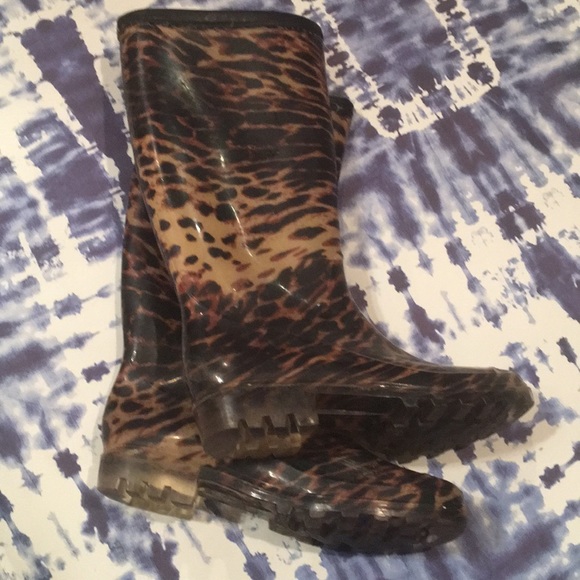 Rain boots! Leopard print - Picture 2 of 3